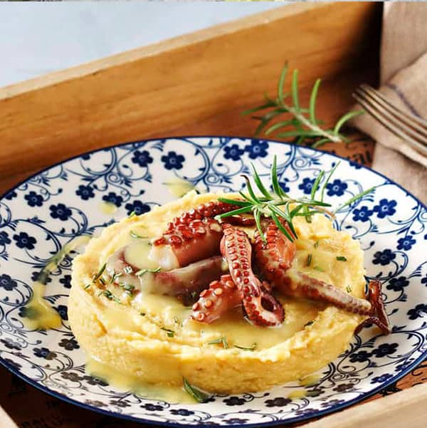 Χταποδι με μους φάβας